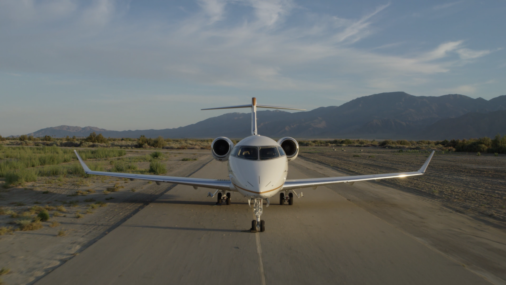 Challenger 350 Tarmac